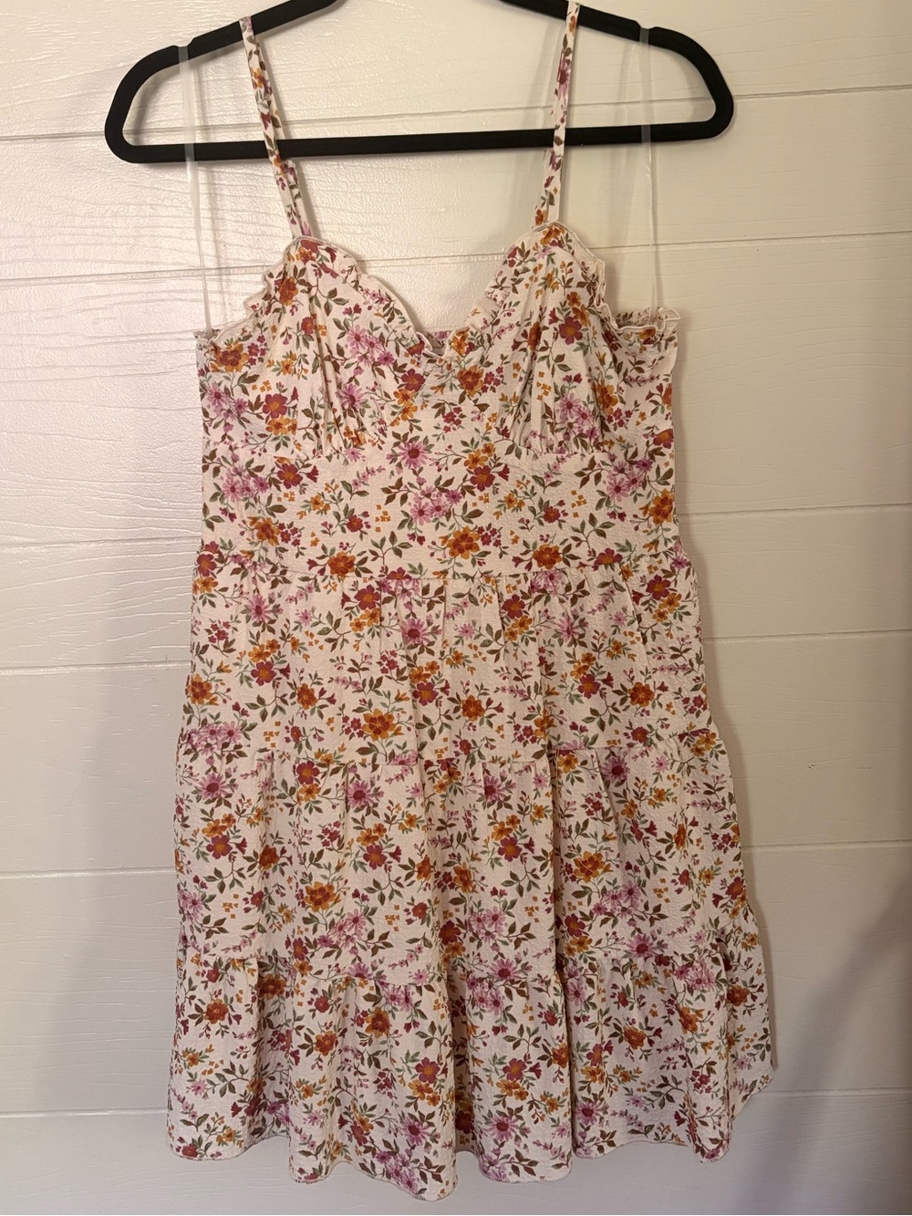 No Boundaries Cream Floral Spaghetti-Strap Dress Lined 8/10 M Boho Feminine Exc